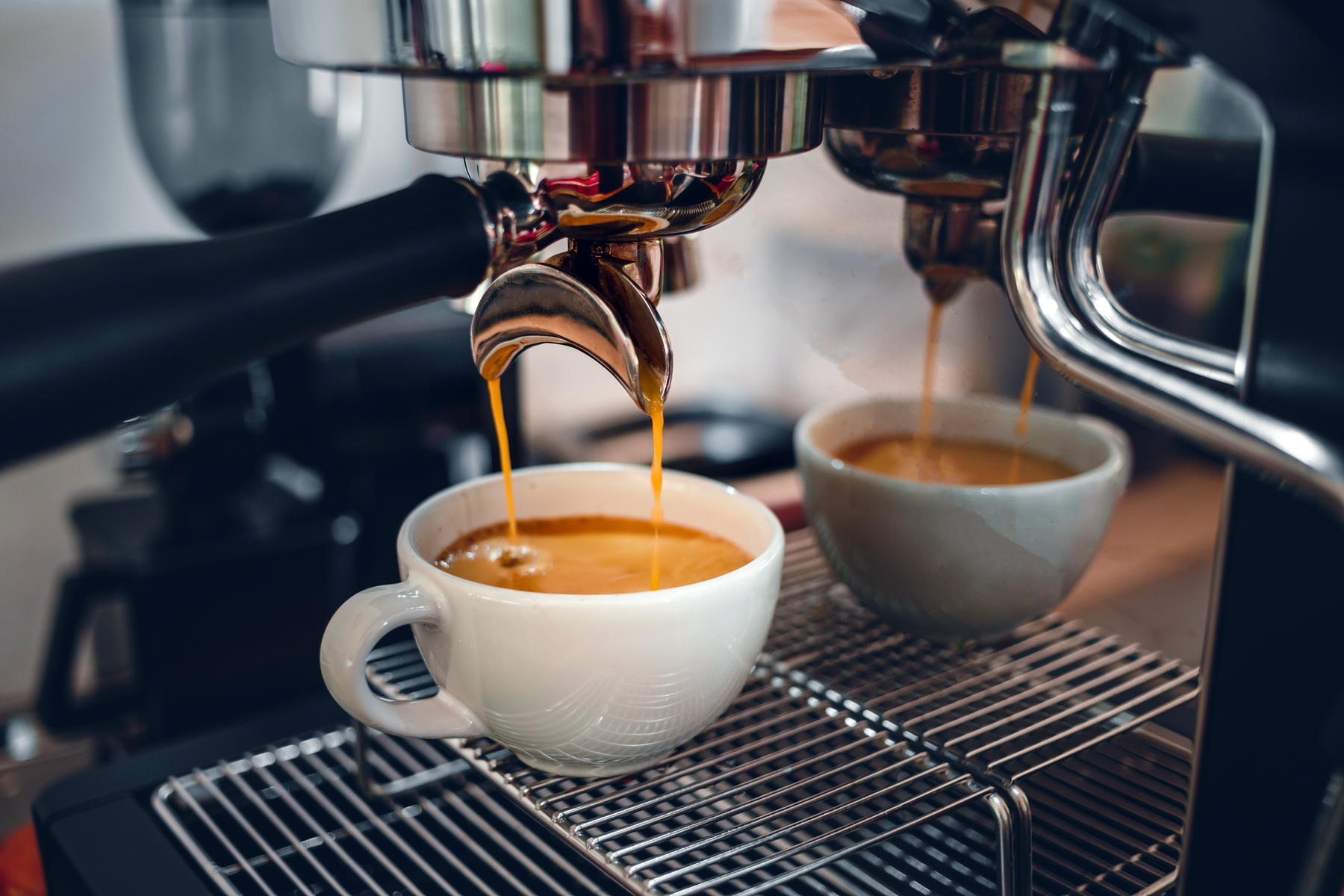 espresso machine pouring, how often should you service an espresso machine